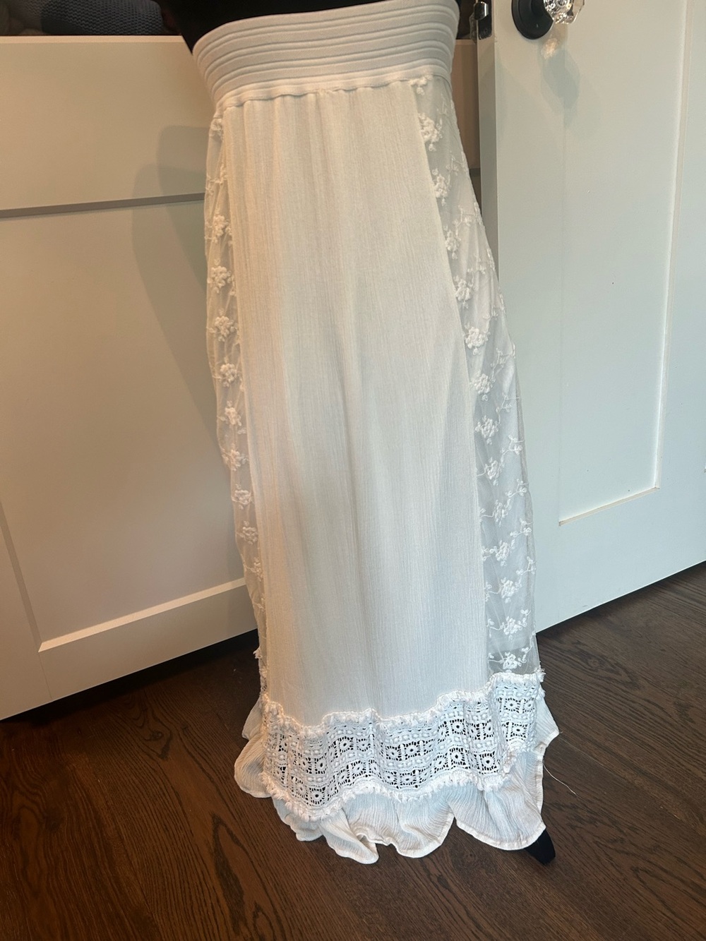 Solitaire White/Cream Maxi Skirt with Lace Hem